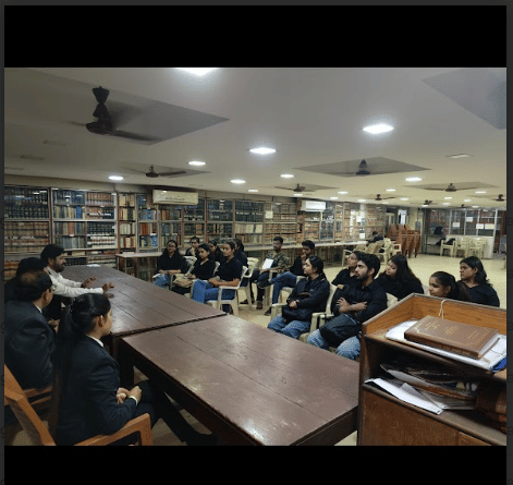 L J Institute of Media and Communications Ahmedabad Court visit 6 photo 1